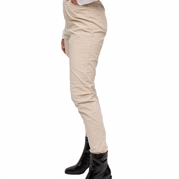 “My mum made it” corduroy pants - Picture 2 of 8